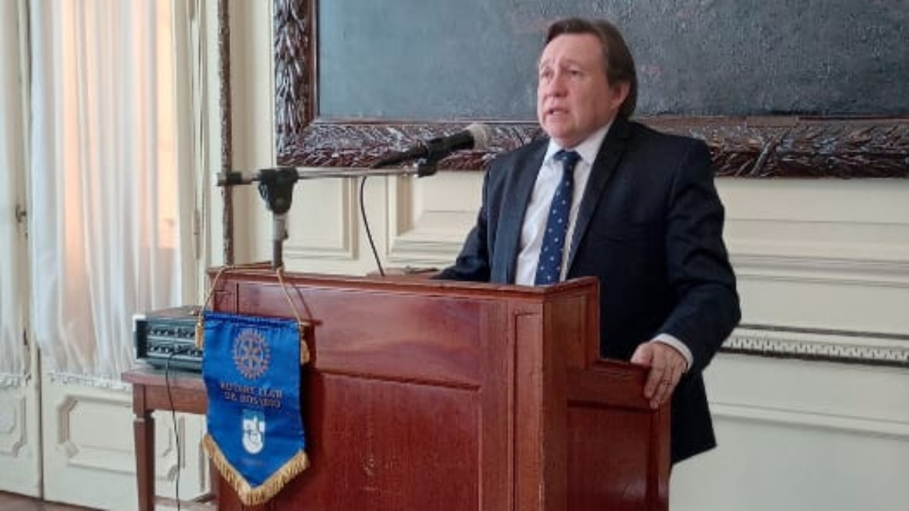 Reunión 16-08 Roberto Dellamonica